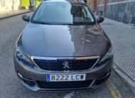 PEUGEOT 308 FaMILIAR 15 Hdi STYLE