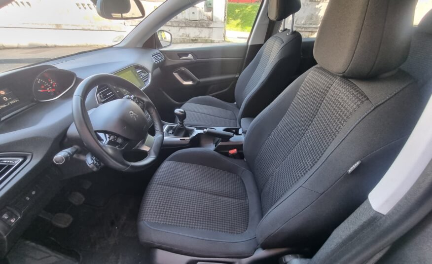 PEUGEOT 308 FaMILIAR 15 Hdi STYLE
