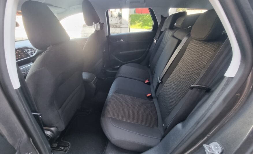 PEUGEOT 308 FaMILIAR 15 Hdi STYLE