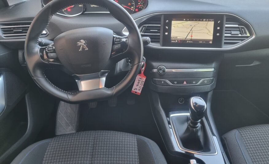 PEUGEOT 308 FaMILIAR 15 Hdi STYLE