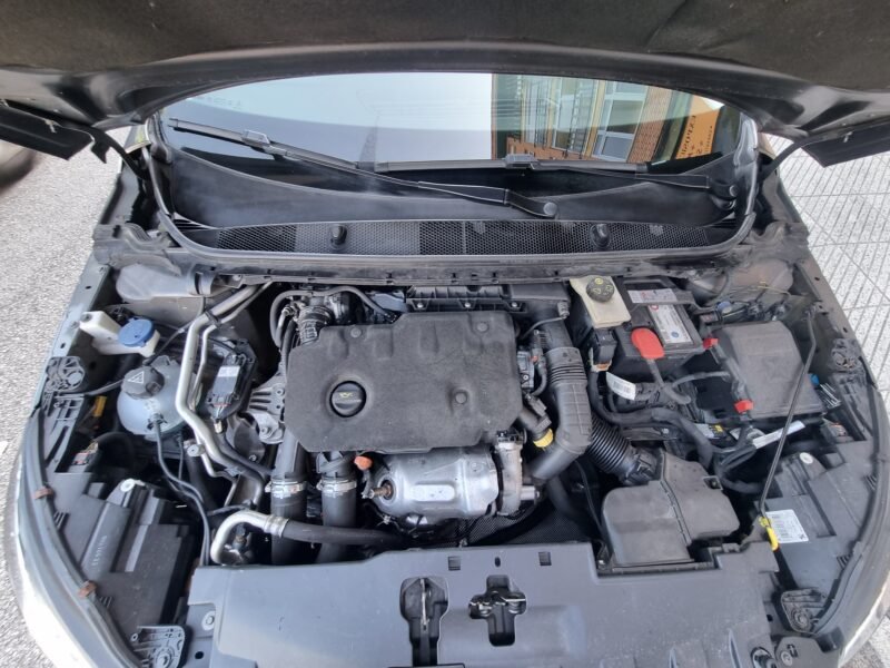 PEUGEOT 308 FaMILIAR 15 Hdi STYLE