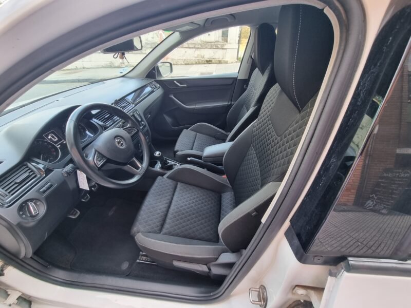 SKODA Rapid 16 tdi style