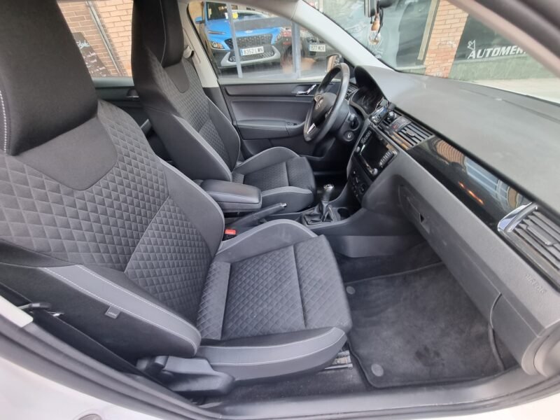 SKODA Rapid 16 tdi style